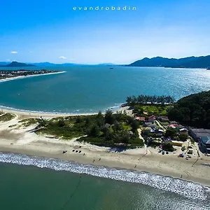 Ponta Do Papagaio - Cobertura - 300 Mts Do Mar Apartamento